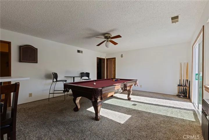 23771 Zuger Dr, Crestline, California 92325