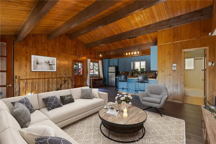 23771 Zuger Dr, Crestline, California 92325