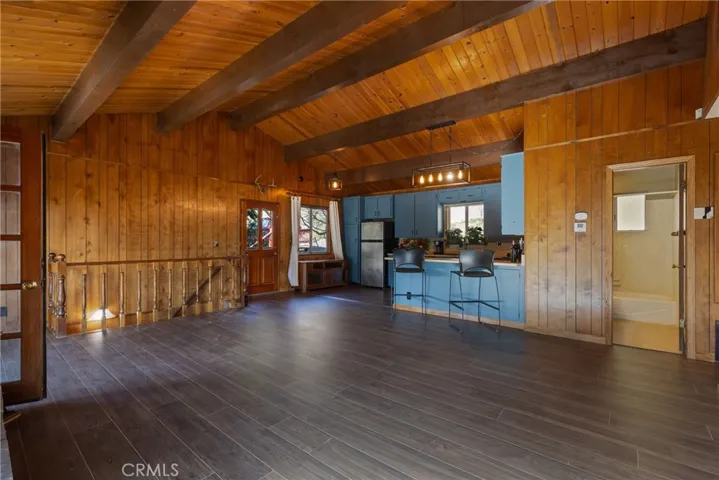 23771 Zuger Dr, Crestline, California 92325