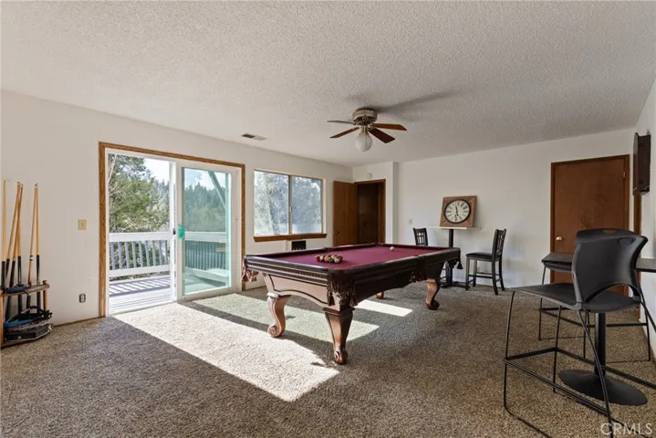 23771 Zuger Dr, Crestline, California 92325