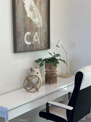 259 Radial, Irvine, California 92618