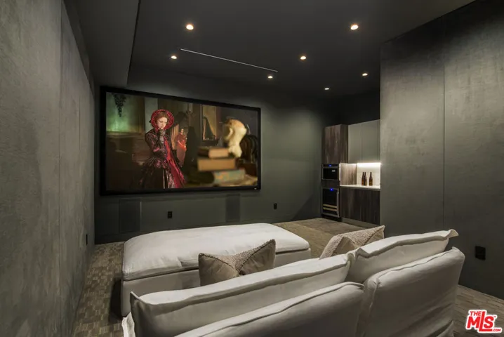 1845 Coldwater Canyon Drive, Beverly Hills, California 90210
