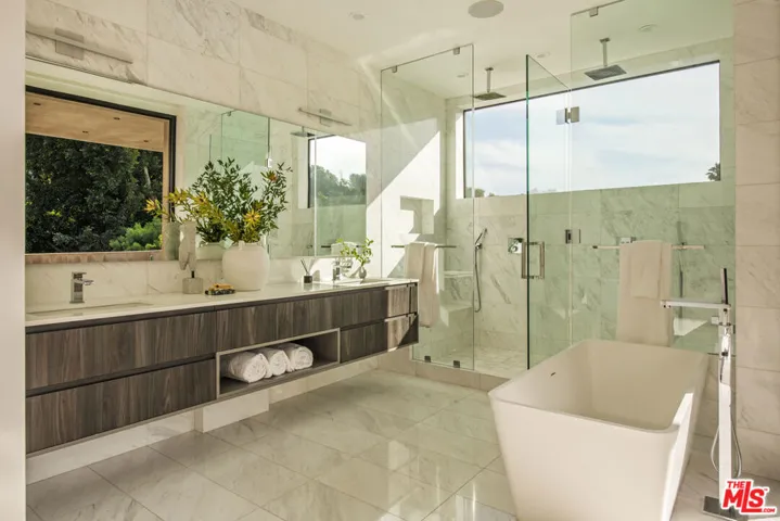 1845 Coldwater Canyon Drive, Beverly Hills, California 90210