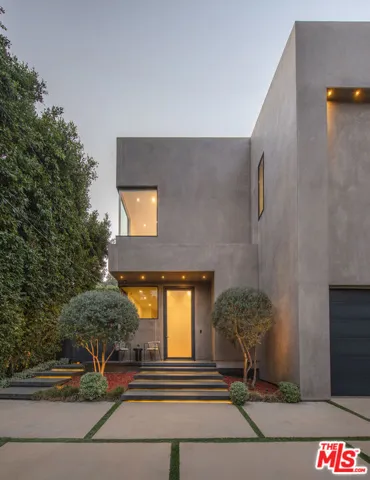 1845 Coldwater Canyon Drive, Beverly Hills, California 90210