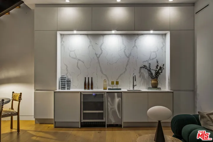 1845 Coldwater Canyon Drive, Beverly Hills, California 90210