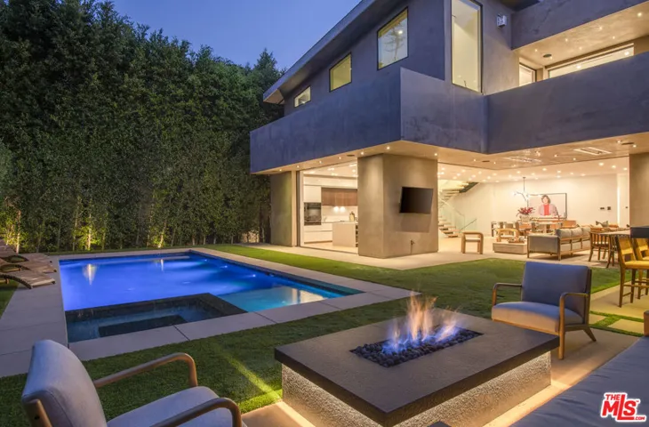 1845 Coldwater Canyon Drive, Beverly Hills, California 90210