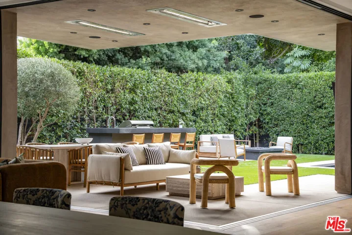1845 Coldwater Canyon Drive, Beverly Hills, California 90210