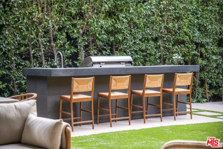 1845 Coldwater Canyon Drive, Beverly Hills, California 90210