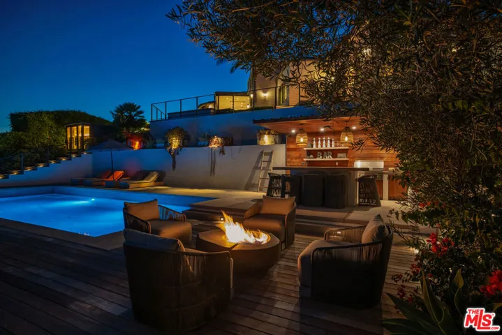 6271 Zuma Mesa Drive, Malibu, California 90265