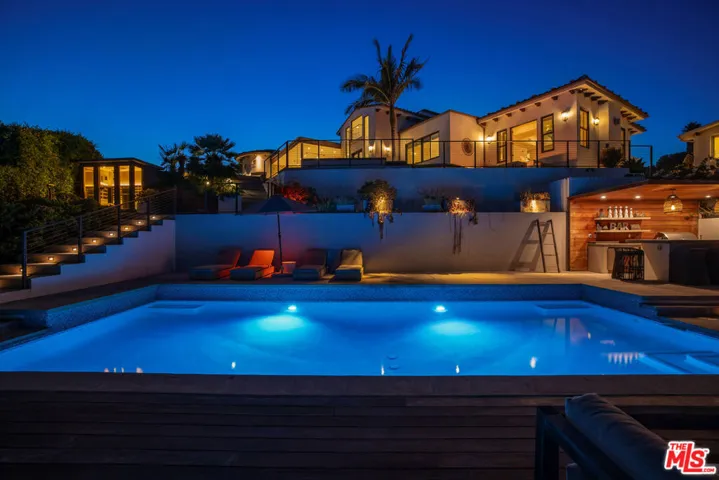 6271 Zuma Mesa Drive, Malibu, California 90265