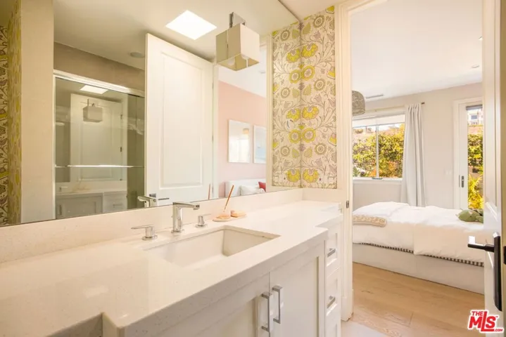 6271 Zuma Mesa Drive, Malibu, California 90265