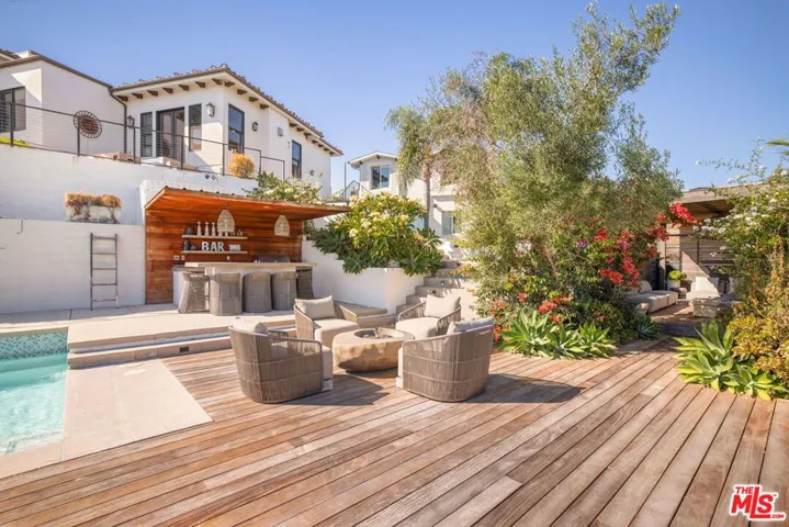 6271 Zuma Mesa Drive, Malibu, California 90265