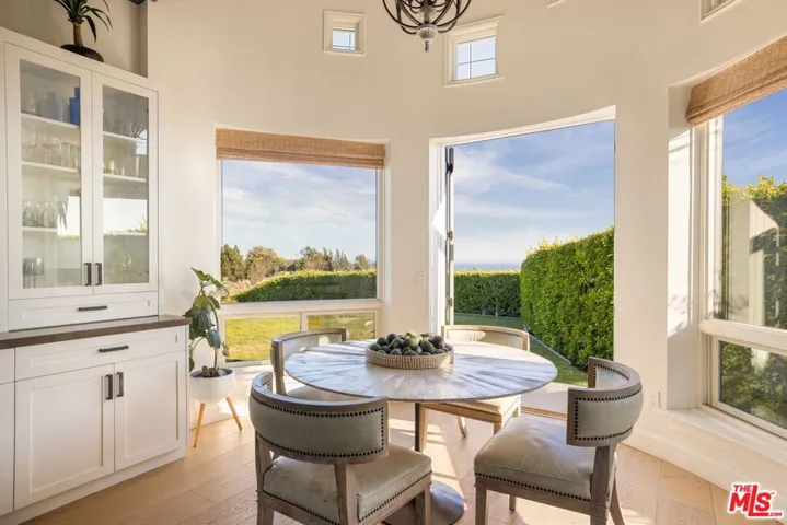 6271 Zuma Mesa Drive, Malibu, California 90265