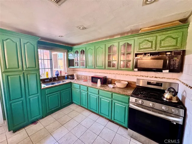 416 E 91st, Los Angeles, California 90003