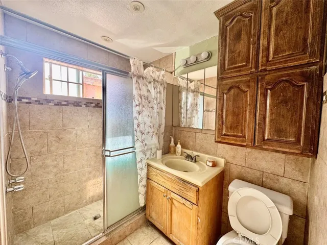 416 E 91st, Los Angeles, California 90003