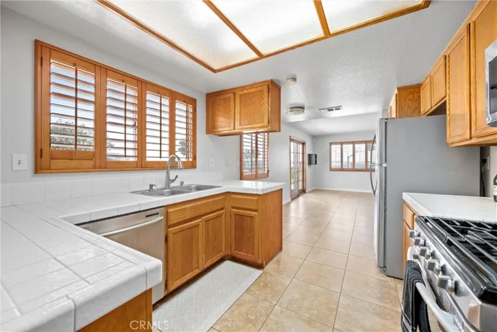 10703 Valley Drive, Riverside, California 92505