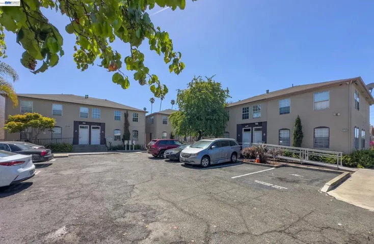 2716 Adeline St, Oakland, California 94607