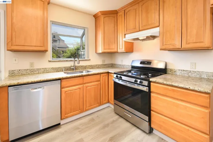 2716 Adeline St, Oakland, California 94607