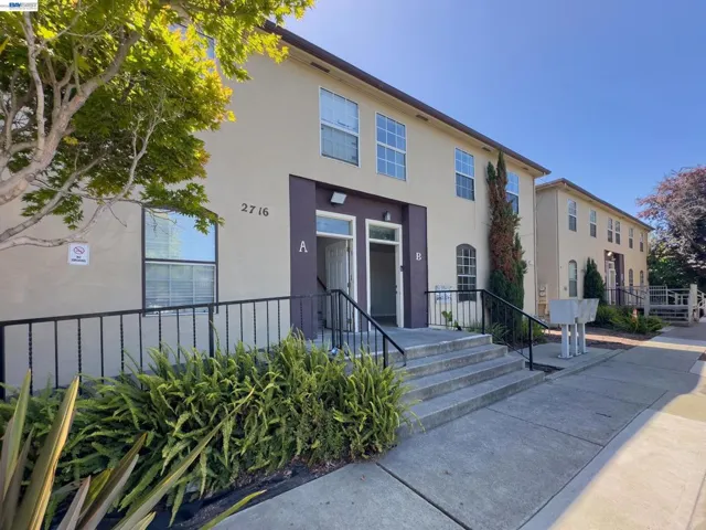 2716 Adeline St, Oakland, California 94607