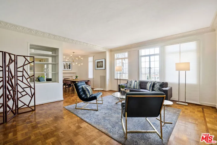 450 N Rossmore Avenue, Los Angeles, California 90004
