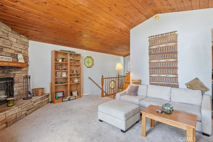 21543 Peak Circle, Cedarpines Park, California 92322