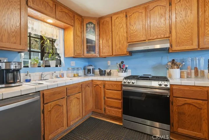 21543 Peak Circle, Cedarpines Park, California 92322