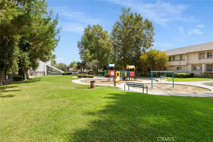 7641 Reseda Boulevard 126, Reseda, California 91335