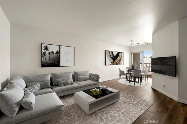 7641 Reseda Boulevard 126, Reseda, California 91335