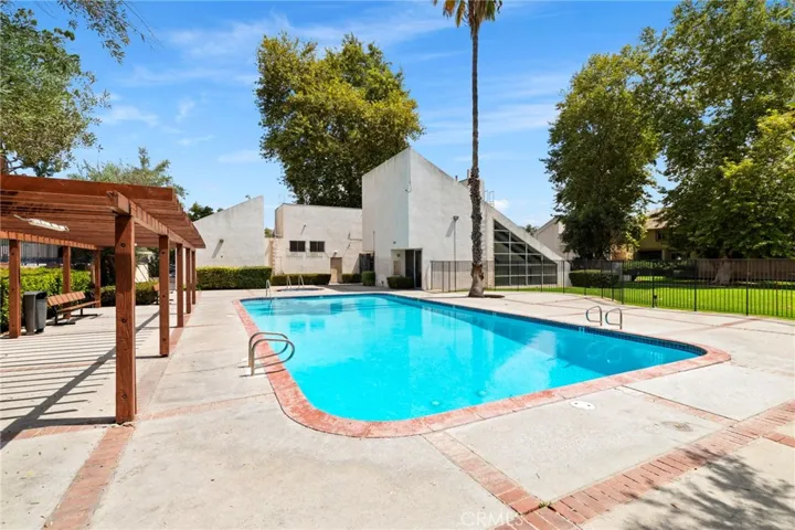 7641 Reseda Boulevard 126, Reseda, California 91335