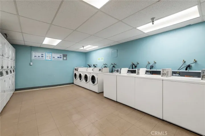 7641 Reseda Boulevard 126, Reseda, California 91335