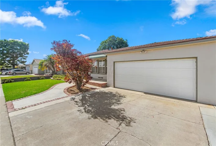 1231 E Mayfair Avenue, Orange, California 92867