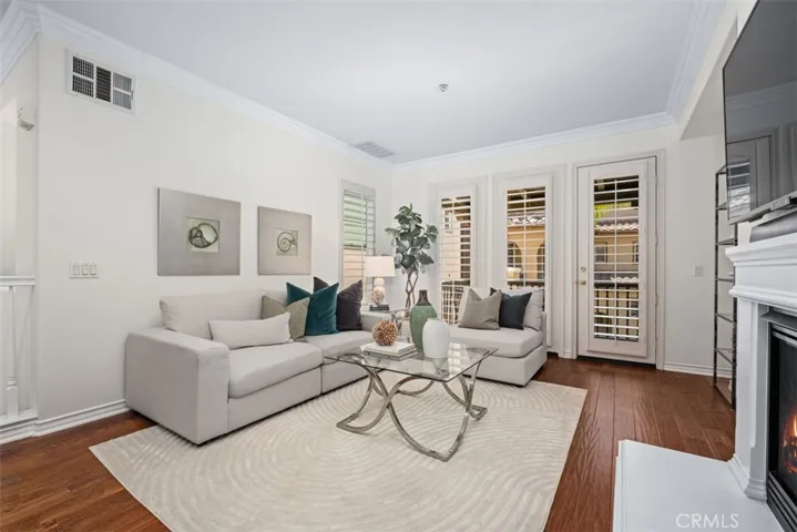 21265 Baeza Circle, Huntington Beach, California 92648