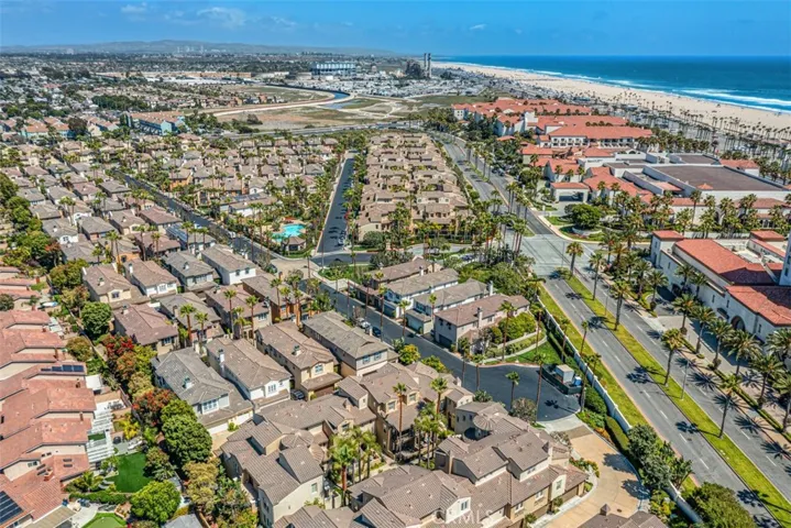 21265 Baeza Circle, Huntington Beach, California 92648