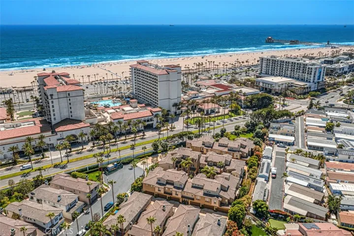 21265 Baeza Circle, Huntington Beach, California 92648