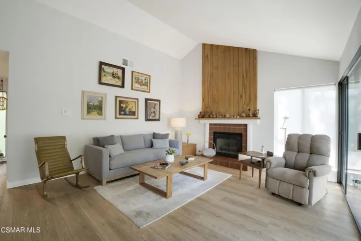 619 Calle Seguro, Oak Park -HsHProd-16