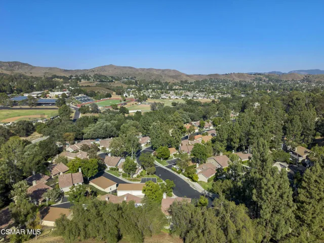 619 Calle Seguro, Oak Park -HsHProd-4