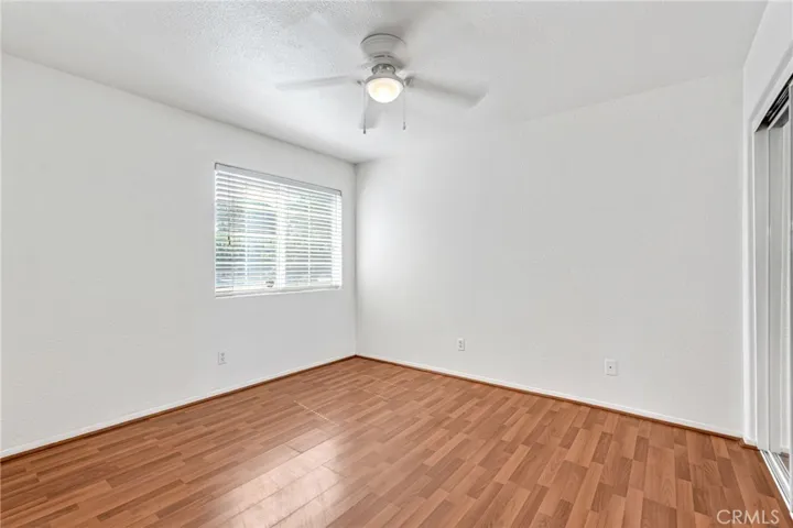 7592 Redwood Avenue, Hesperia, California 92345