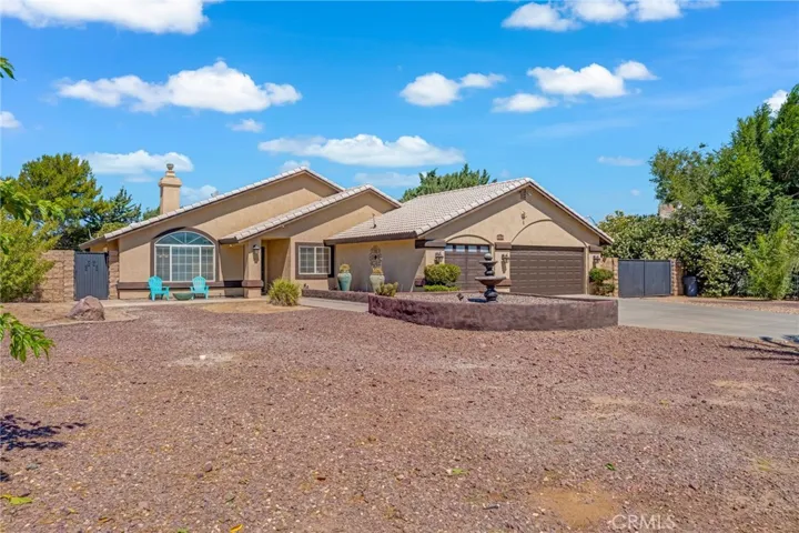7592 Redwood Avenue, Hesperia, California 92345