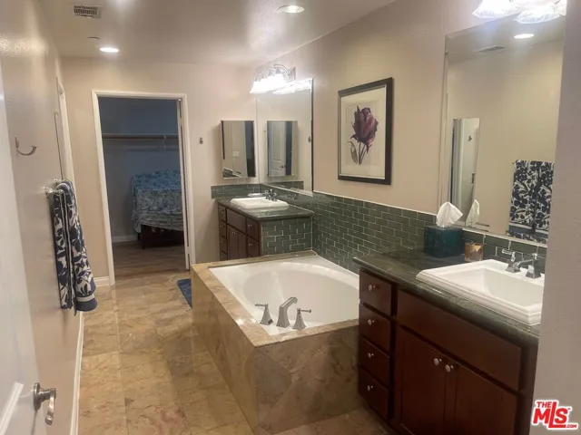 5625 Crescent Parkway 106, Playa Vista, California 90094