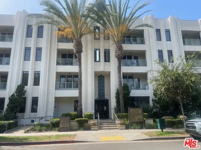 5625 Crescent Parkway 106, Playa Vista, California 90094