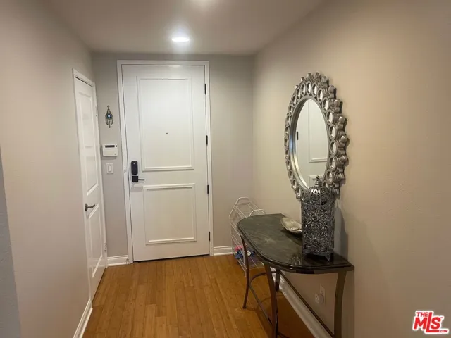 5625 Crescent Parkway 106, Playa Vista, California 90094