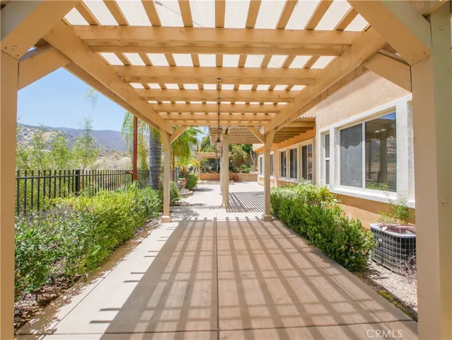 8203 Soft Winds, Corona, California 92883