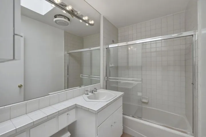 1537 Dana Avenue, Palo Alto, California 94303