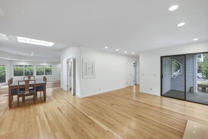 1537 Dana Avenue, Palo Alto, California 94303