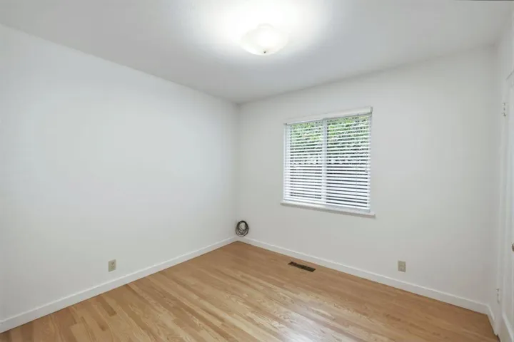 1537 Dana Avenue, Palo Alto, California 94303