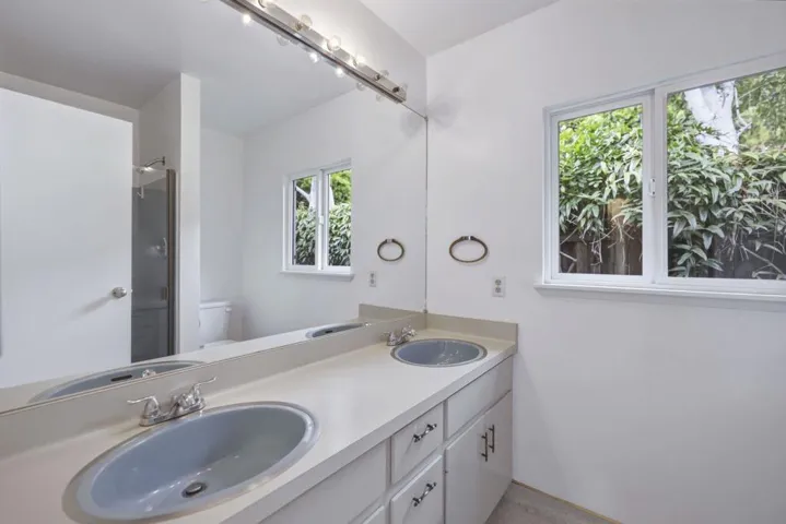 1537 Dana Avenue, Palo Alto, California 94303