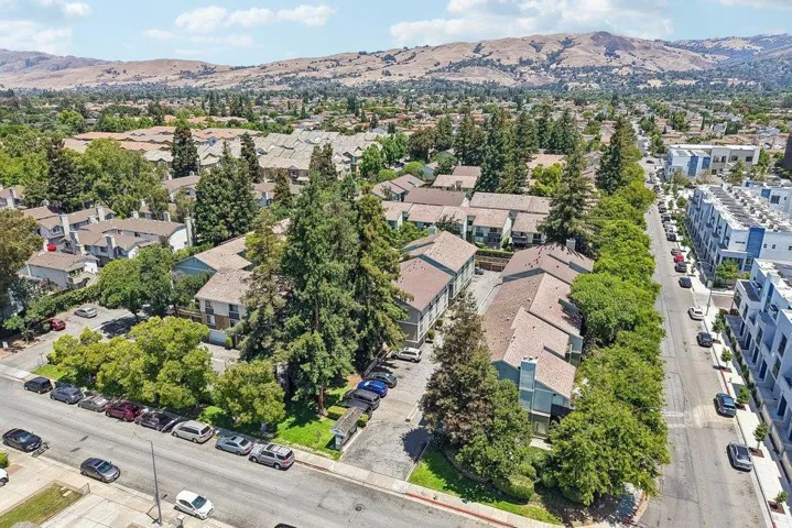 2527 Easton Lane 7, San Jose, California 95133
