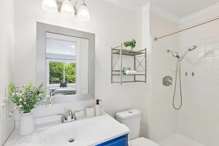2527 Easton Lane 7, San Jose, California 95133
