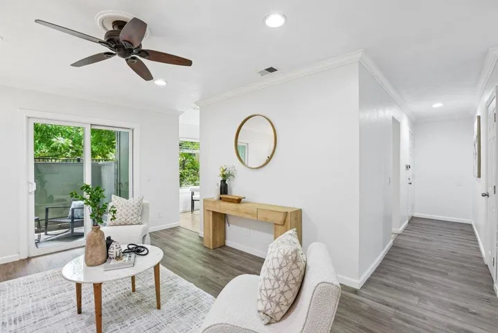 2527 Easton Lane 7, San Jose, California 95133