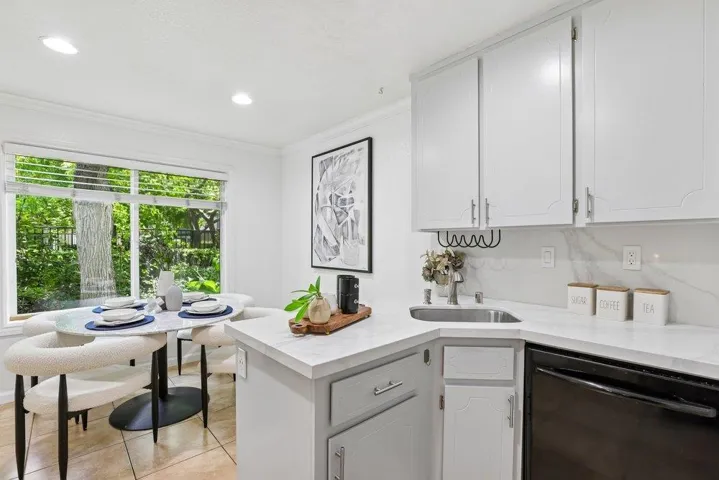 2527 Easton Lane 7, San Jose, California 95133